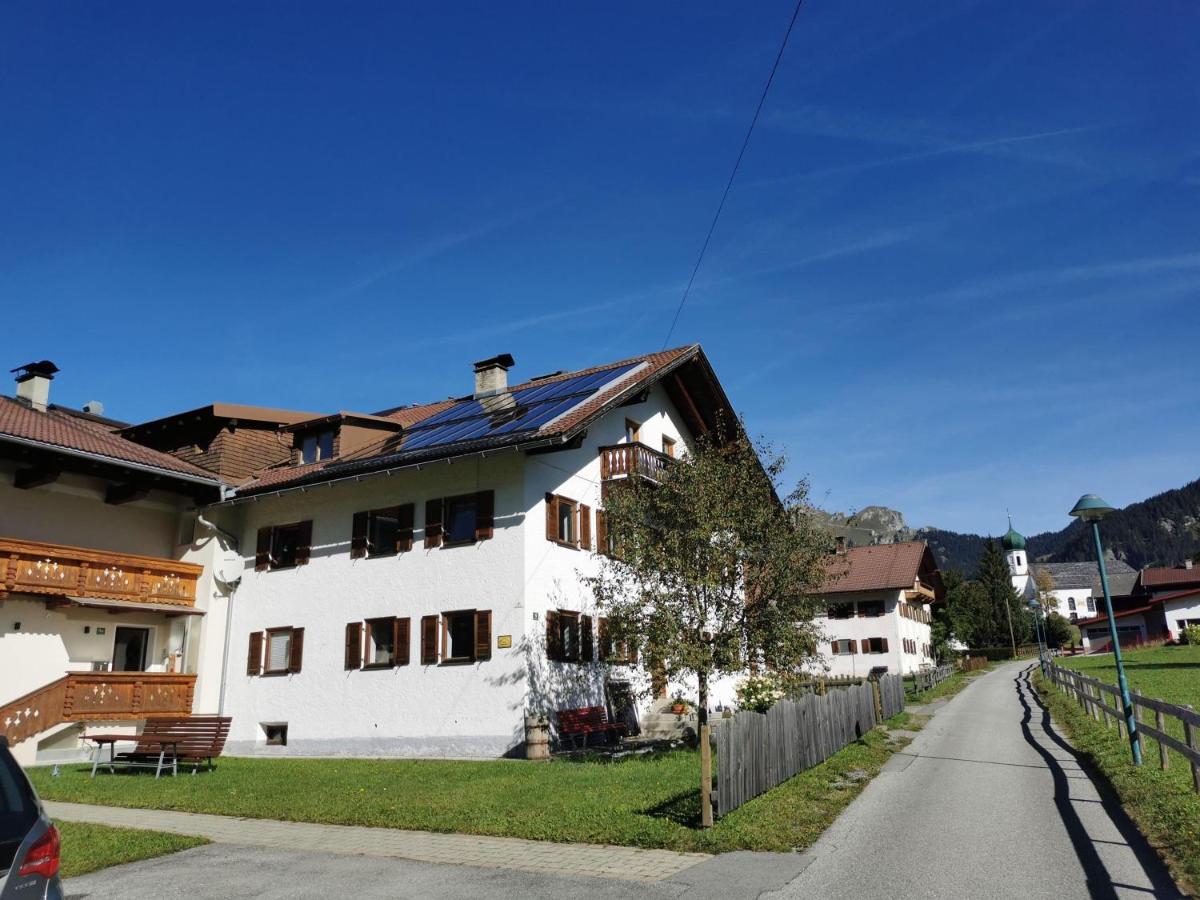 Rosa'S Ferienhaus Ferienwohnung Rote Flueh Grän Exterior photo