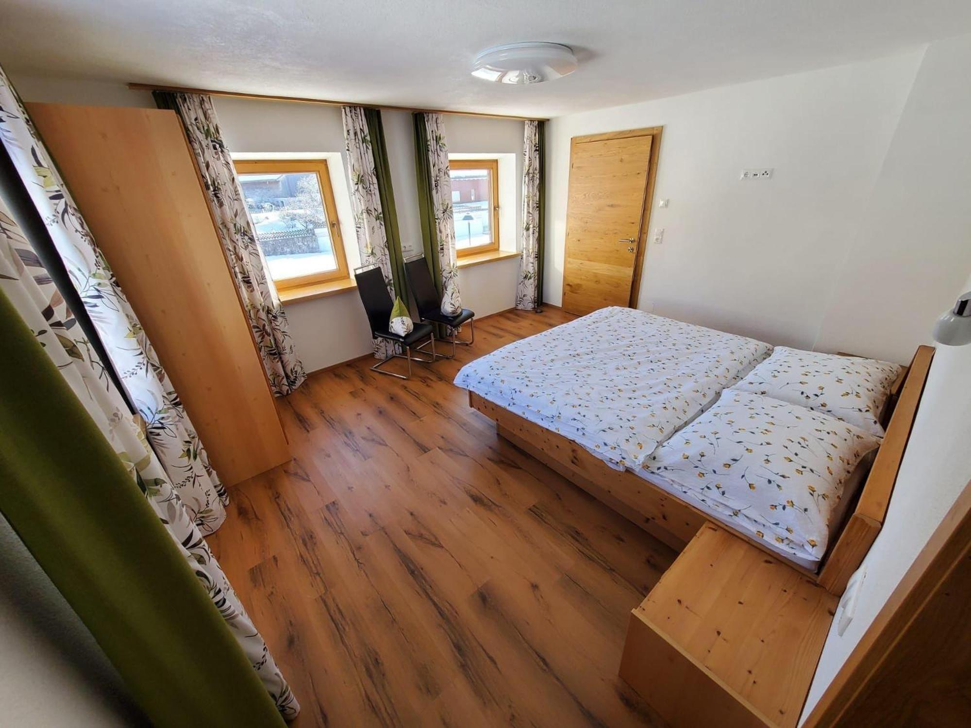 Rosa'S Ferienhaus Ferienwohnung Rote Flueh Grän Exterior photo